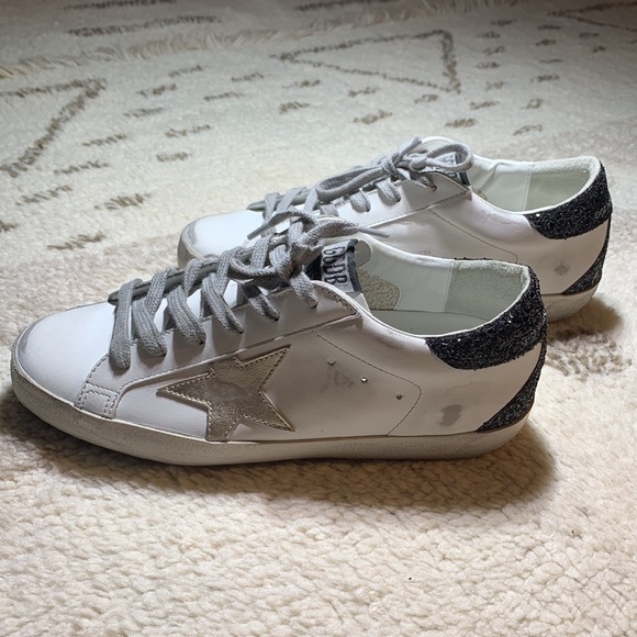 Golden Goose Super Star Low Top Sneaker - Picture 3 of 15
